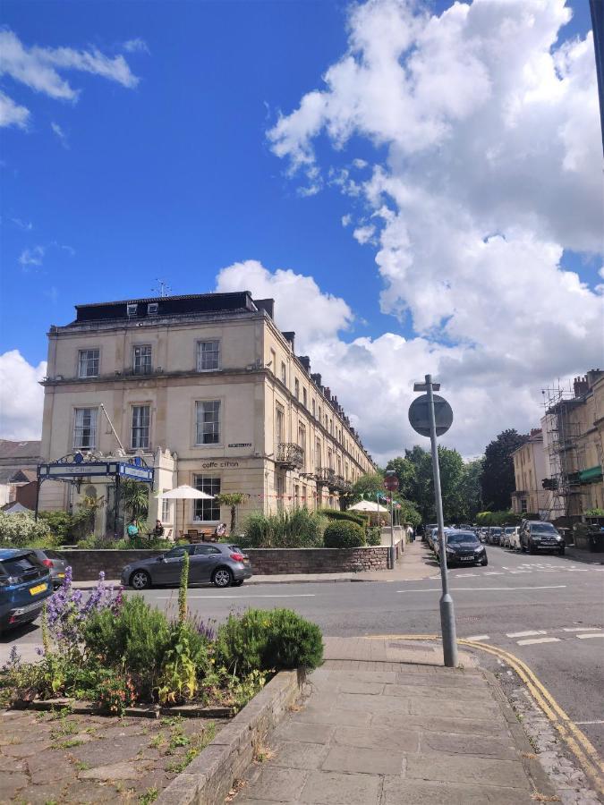 Westbourne Place Rooms - By Clifton Short Lets Bristol Exterior photo
