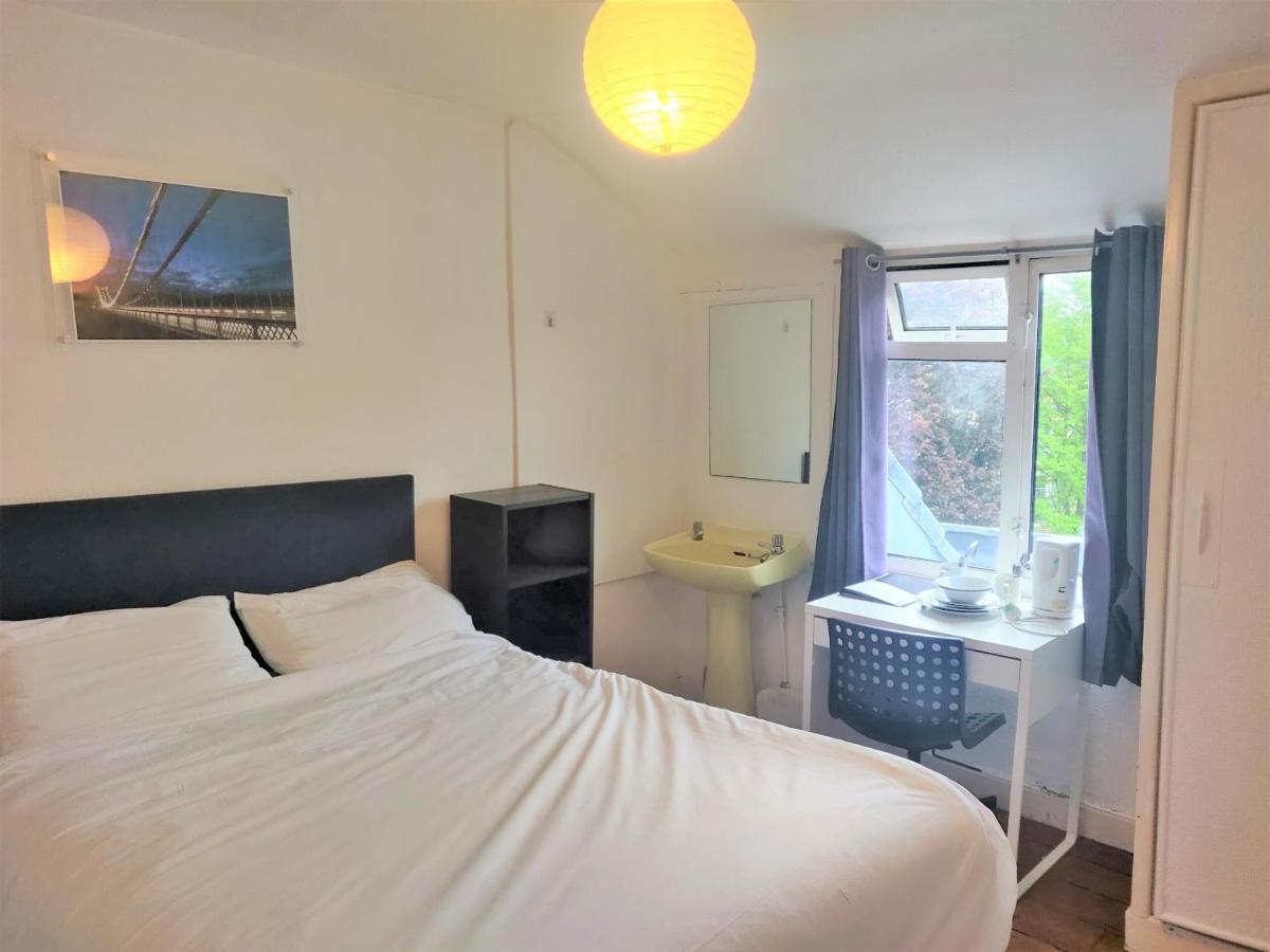 Westbourne Place Rooms - By Clifton Short Lets Bristol Room photo