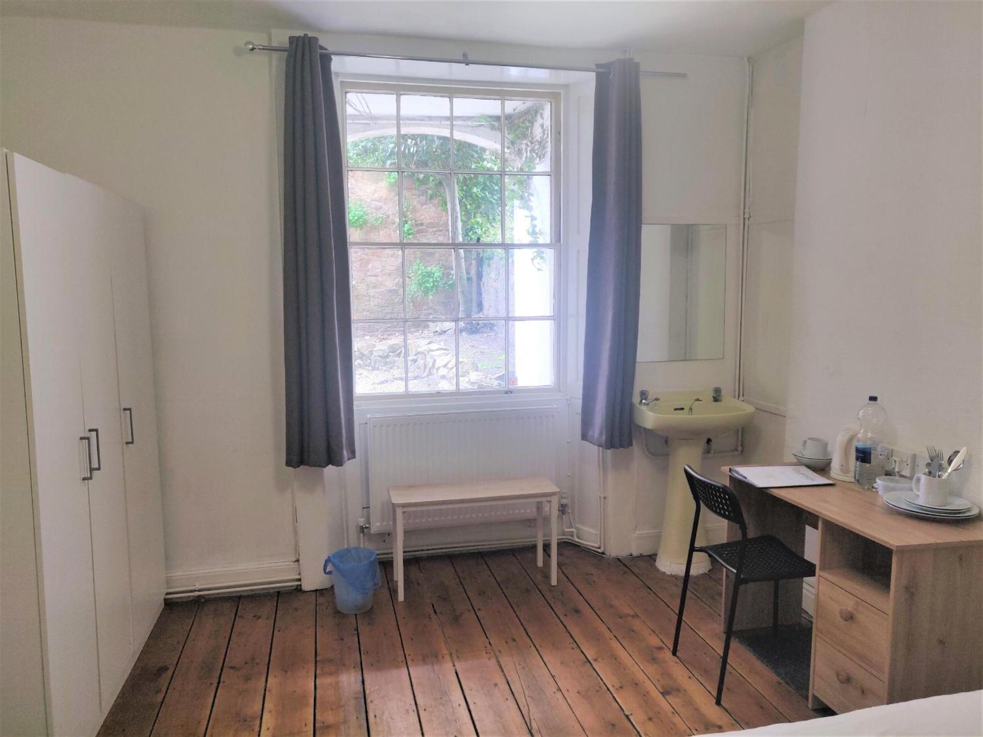 Westbourne Place Rooms - By Clifton Short Lets Bristol Room photo